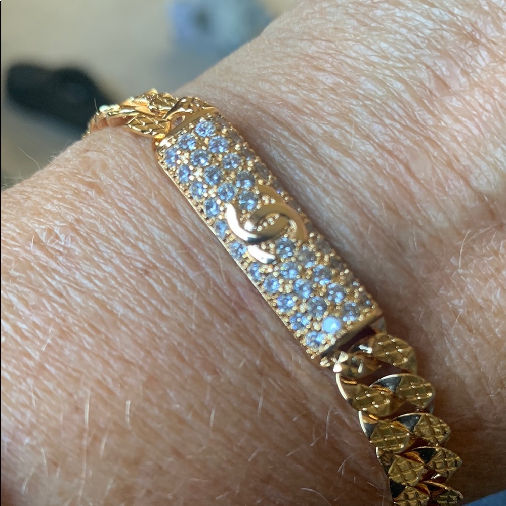 Designer lnspired bracelet x2